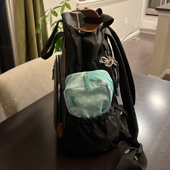 JJ Cole Diaper Bag - Picture 2 of 10